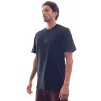 CAMISETA MALHAO FOLHA SOLTA PRETO